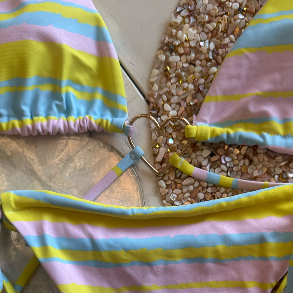 Frankie's bikinis Tatum top and Tia bottoms - Picture 4 of 9